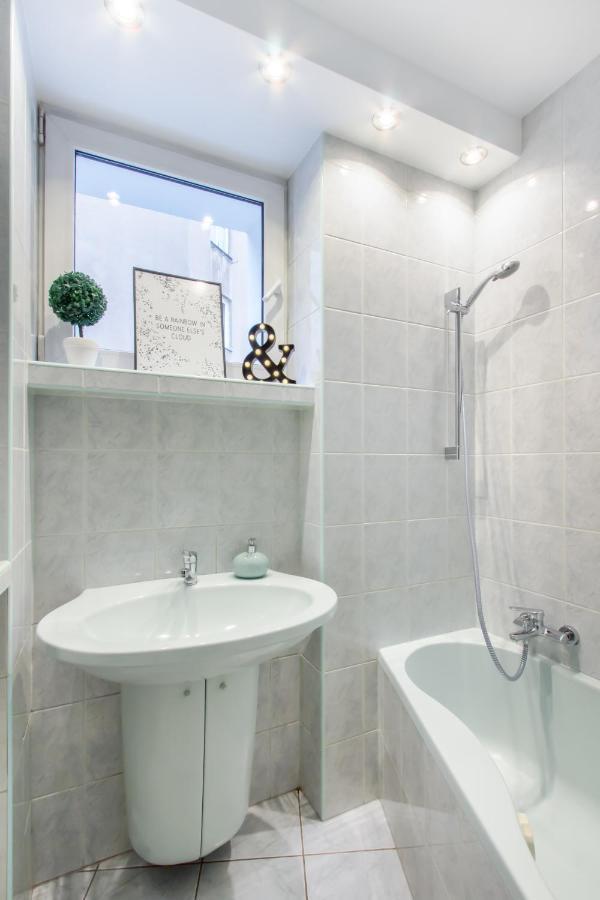 Affittacamere Clicktheflat Zurawia Street Varsavia