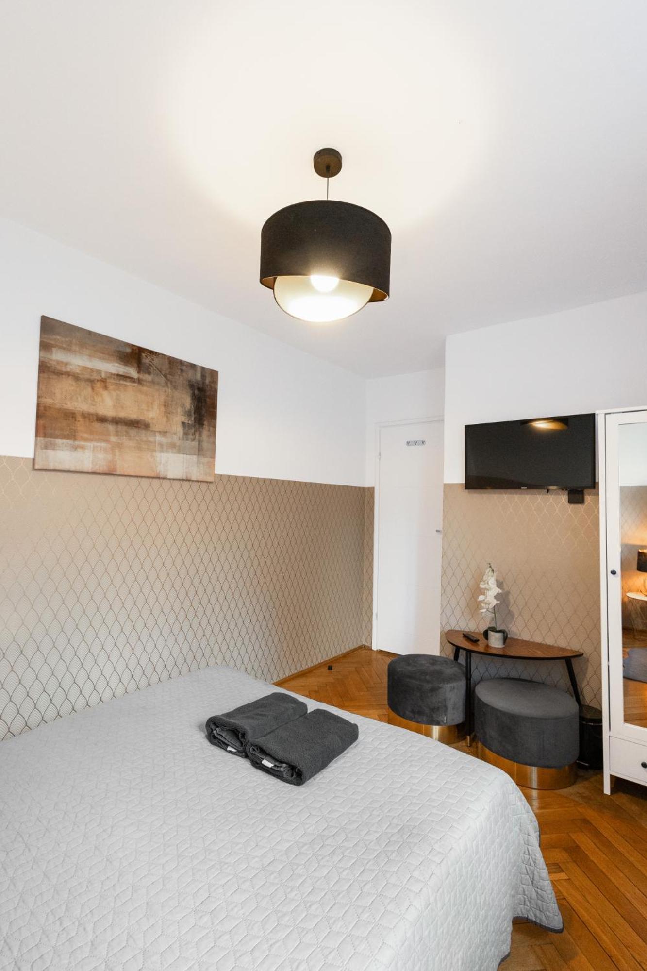 Clicktheflat Zurawia Street Affittacamere